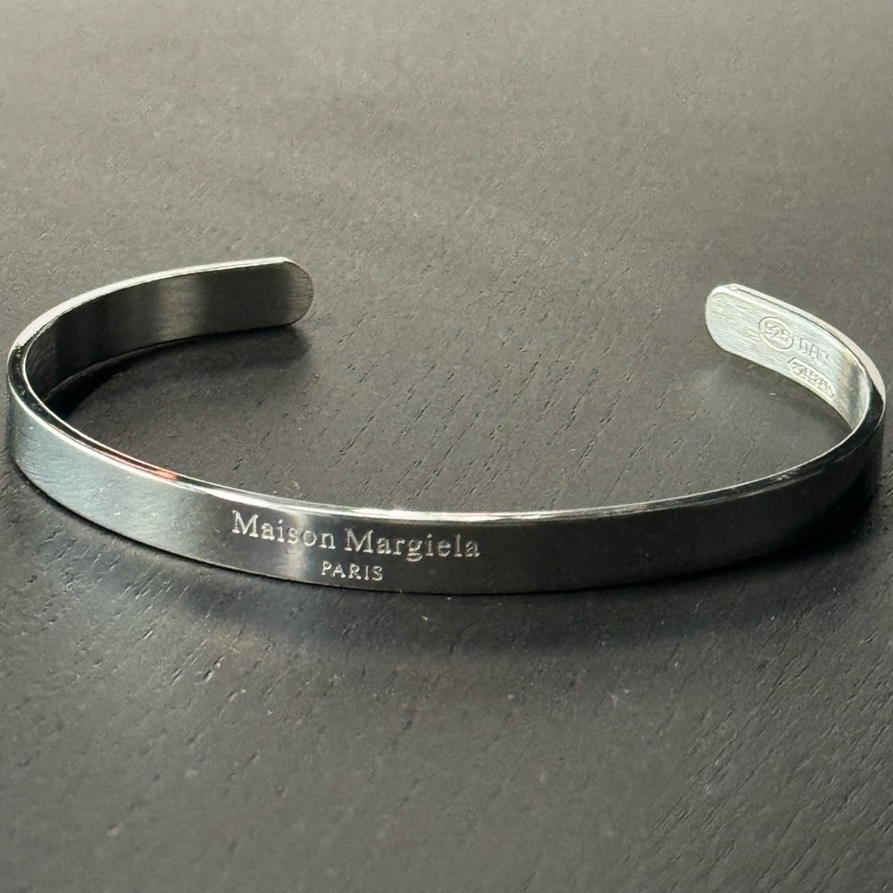 Maison Margiela Sterling Silver Bracelet
Cuff